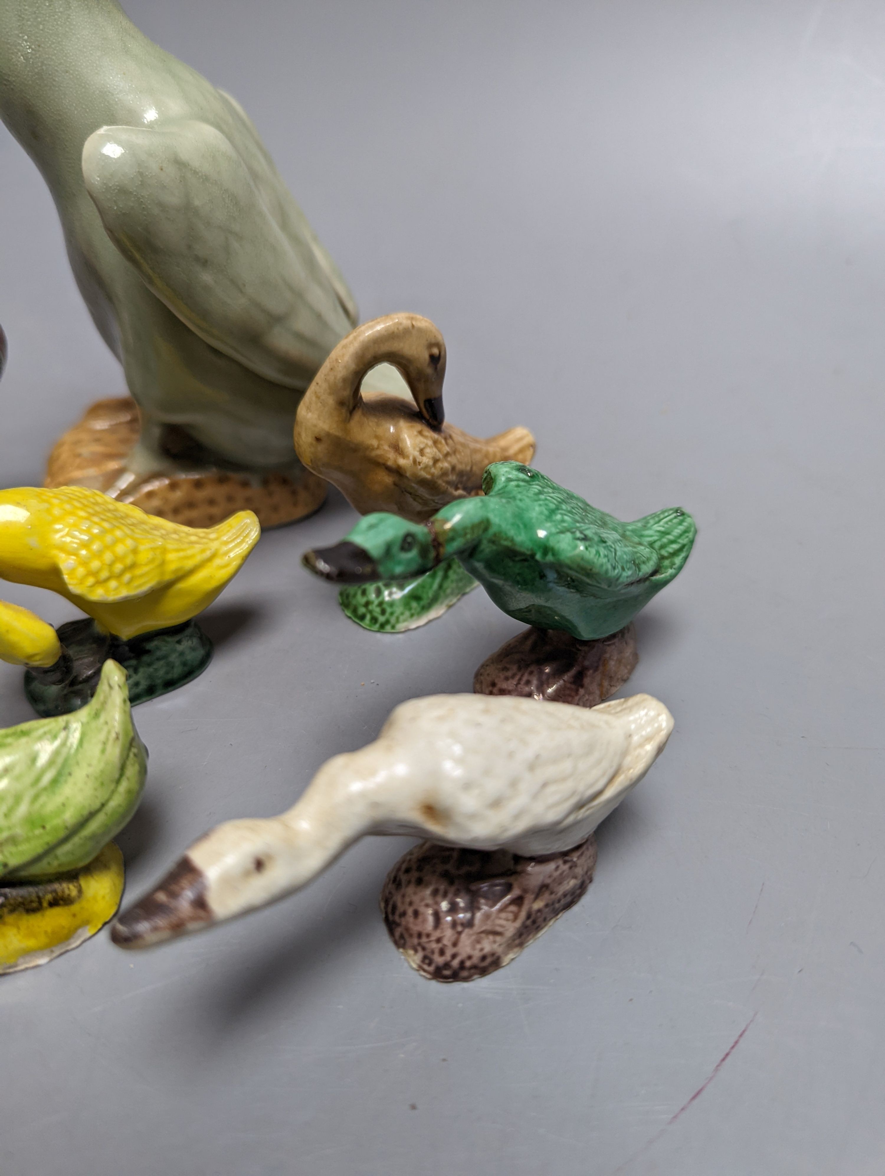 Seven Chinese ceramic ducks and a cockerel 15cm